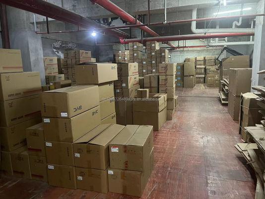 오토 부품 BYD EKEA-8202100A의 왼쪽 후문 조립